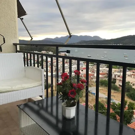 Tatil Evi Beautiful View Of Poros Galatás